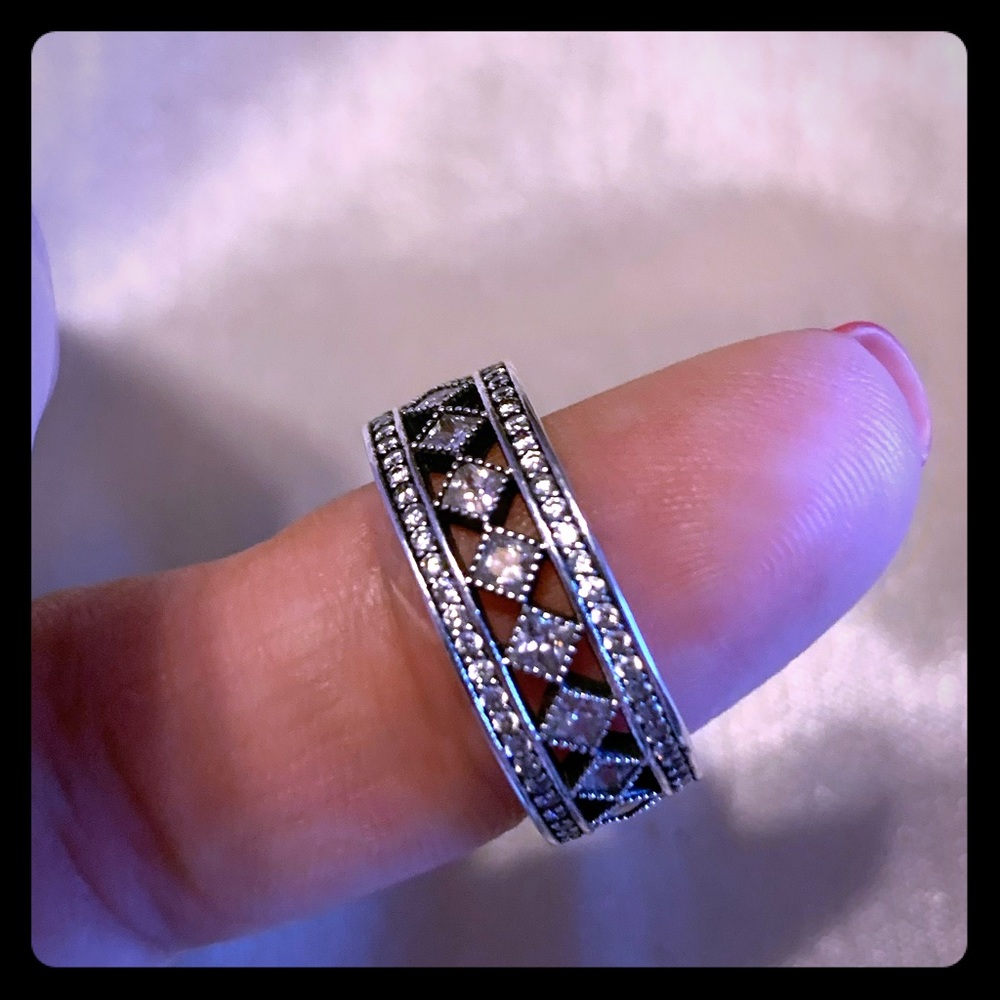 Vintage pandora fascination open scrollwork ring.